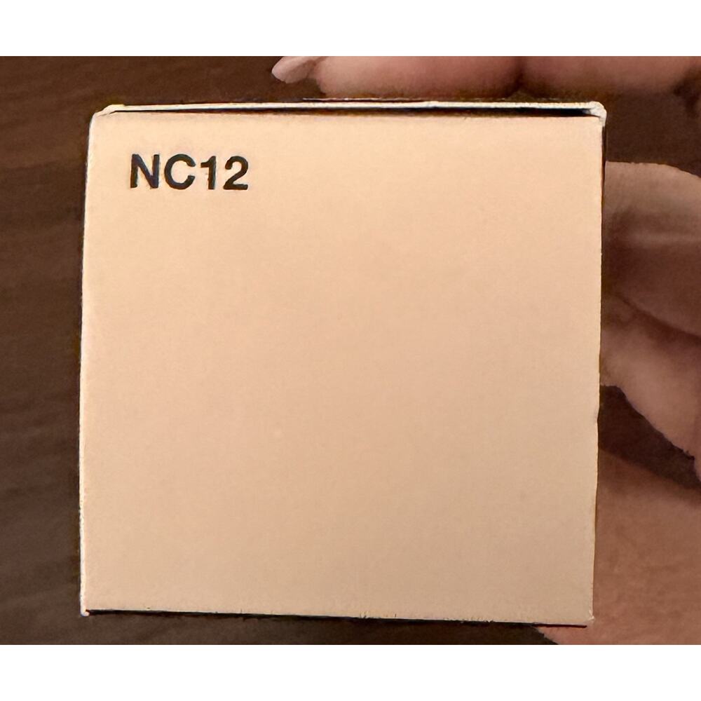 NIB MAC Makeup Bundle: Studio Fix Fluid Foundation (NC12) & Magic Mini Mascara - Picture 5 of 7